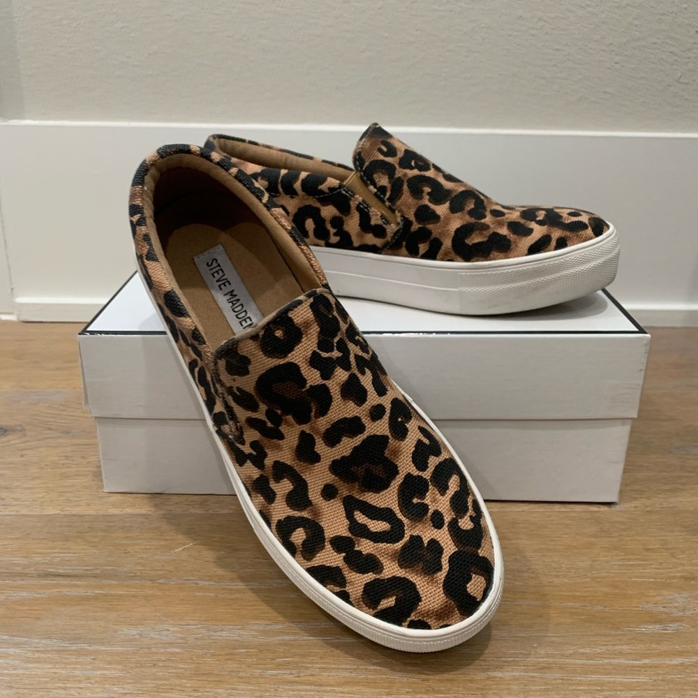 Add a little bite to your wardrobe with leopard sneakers!